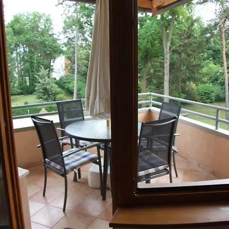 Haus Sonnenschein Апартаменты *