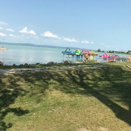 Апартаменты Haus Sonnenschein Балатонлелле